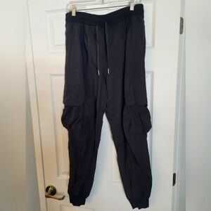 Lululemon Women's Black Dance Studio Jogger Cargo Pants